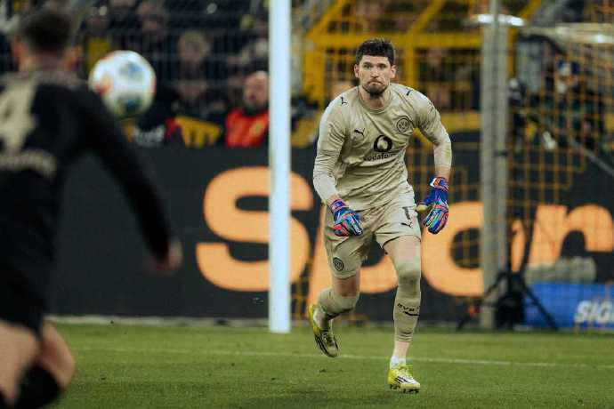 多特蒙德让二追三逆转汉堡 穆海姆点球双响成关