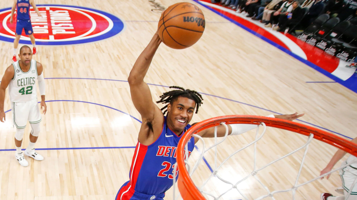 艾维因宗教言论遭球队抛弃 伤病与信仰交织的篮