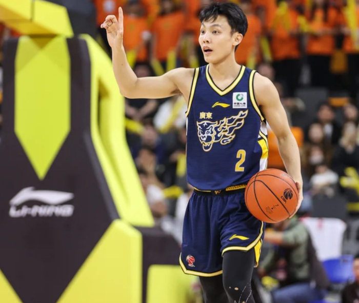 辽粤大战广东惨败徐杰低迷杜锋战术遭质疑