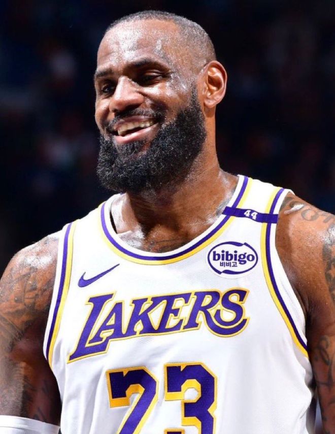 勒布朗告别战：41岁老将砍18+6+4抢断创历史纪录